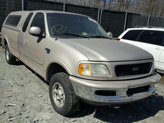 1FTZX1860WNA42990 - 1998 FORD F150 BEIGE photo 1