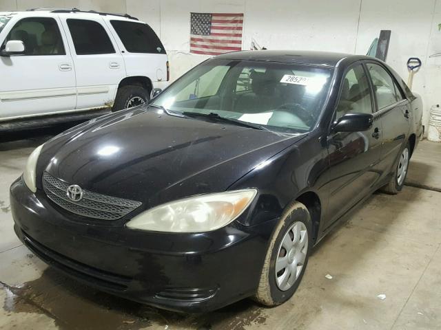 JTDBE32K130179521 - 2003 TOYOTA CAMRY LE BLACK photo 2