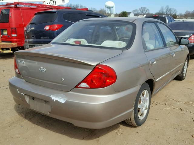 KNAFB121345312707 - 2004 KIA SPECTRA BA GOLD photo 4