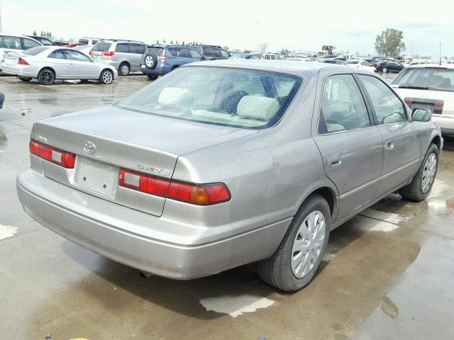 4T1BG22K2XU561068 - 1999 TOYOTA CAMRY CE GRAY photo 4