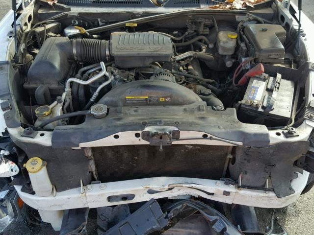 1D7HE48N56S588802 - 2006 DODGE DAKOTA QUA WHITE photo 7