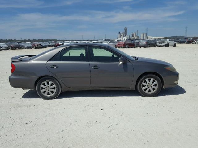 4T1BE32K23U750776 - 2003 TOYOTA CAMRY LE GRAY photo 9