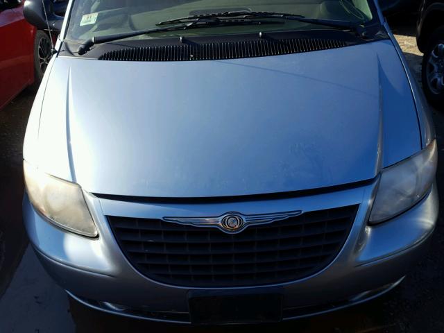 1C4GJ45383B267479 - 2003 CHRYSLER VOYAGER LX BLUE photo 7