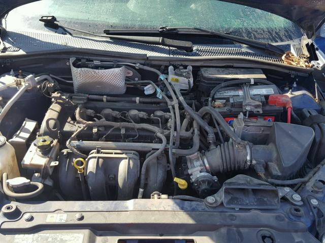 1FAHP36N49W136005 - 2009 FORD FOCUS SES BLUE photo 7