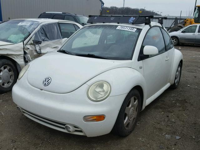 3VWCF21C2XM406043 - 1999 VOLKSWAGEN NEW BEETLE 白色 照片 2