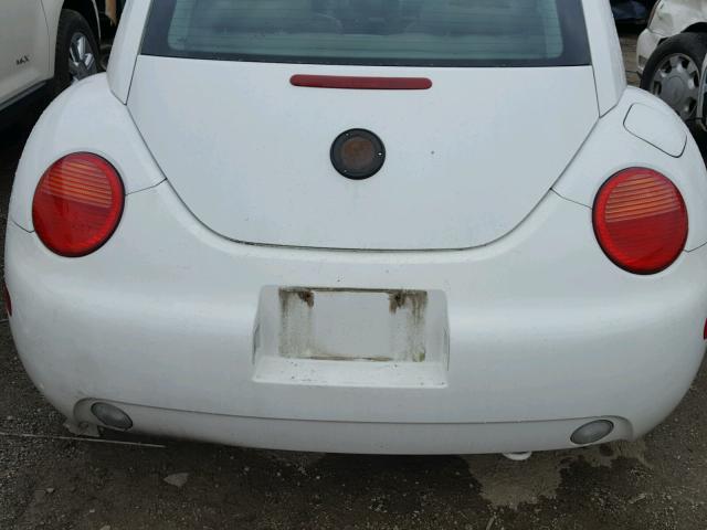 3VWCF21C2XM406043 - 1999 VOLKSWAGEN NEW BEETLE 白色 照片 9