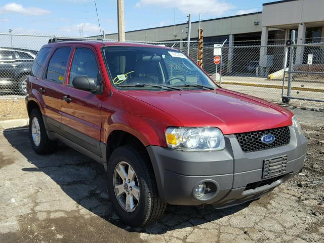 1FMYU03Z06KB17653 - 2006 FORD ESCAPE XLT RED photo 1