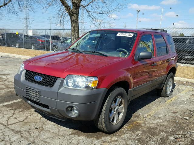 1FMYU03Z06KB17653 - 2006 FORD ESCAPE XLT RED photo 2