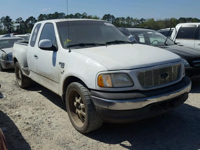 1FTRX07W2XKB72817 - 1999 FORD F150 WHITE photo 1