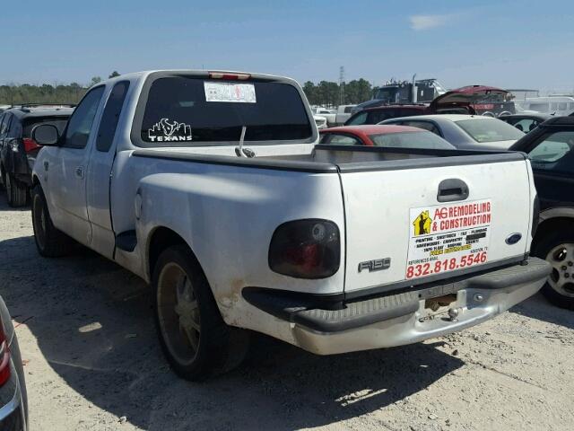 1FTRX07W2XKB72817 - 1999 FORD F150 WHITE photo 3