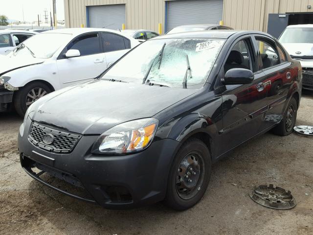 KNADH4A37A6638381 - 2010 KIA RIO LX Սև լուսանկար 2