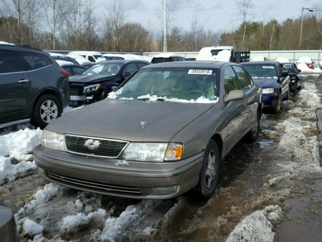 4T1BF18B5WU224154 - 1998 TOYOTA AVALON TAN photo 2