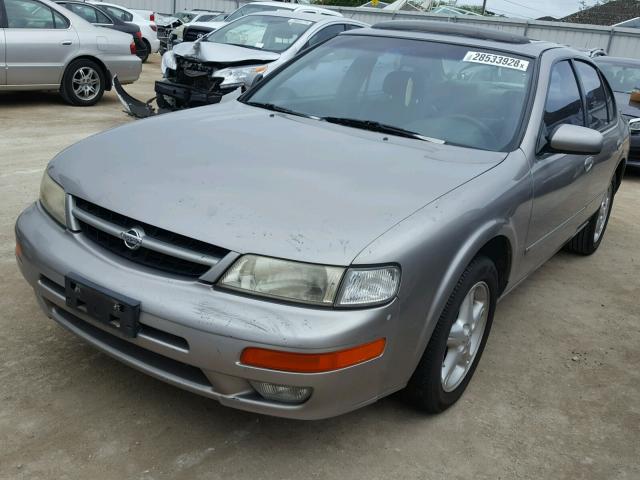 JN1CA21DXXT201536 - 1999 NISSAN MAXIMA GLE GRAY photo 2