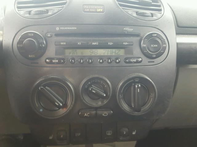 3VWCK31CX4M417000 - 2004 VOLKSWAGEN NEW BEETLE 红色 照片 9