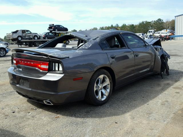 2C3CDXBG8EH364050 - 2014 DODGE CHARGER SE GRAY photo 4