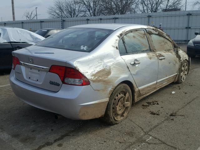 2HGFA16549H354887 - 2009 HONDA CIVIC LX SILVER photo 4