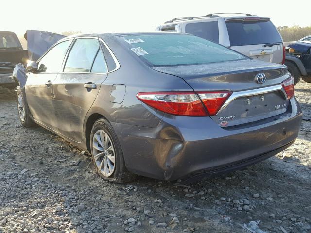 4T1BD1FK3FU144134 - 2015 TOYOTA CAMRY HYBR GRAY photo 3