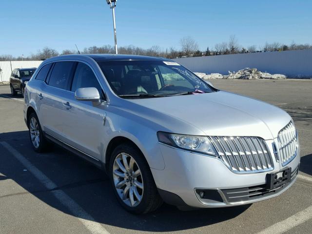 2LMHJ5AR7ABJ13390 - 2010 LINCOLN MKT SILVER photo 1