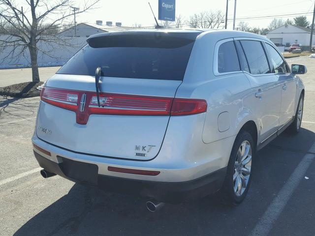 2LMHJ5AR7ABJ13390 - 2010 LINCOLN MKT SILVER photo 4