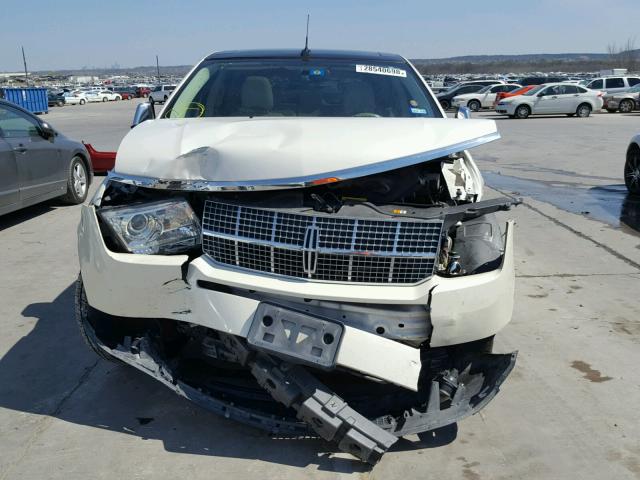 2LMDU88C47BJ16152 - 2007 LINCOLN MKX CREAM photo 9