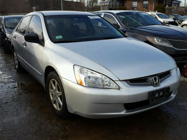 1HGCM55183A079126 - 2003 HONDA ACCORD DX SILVER photo 1