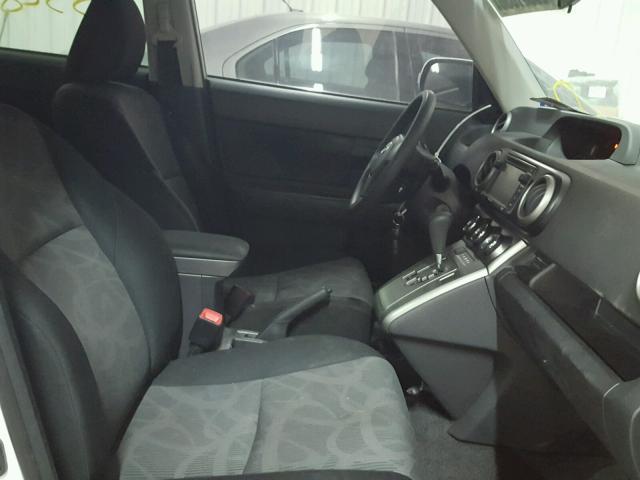 JTLZE4FE7EJ064951 - 2014 TOYOTA SCION XB 白色 照片 5