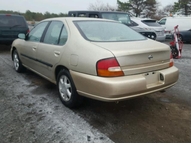 1N4DL01D2XC182860 - 1999 NISSAN ALTIMA XE GOLD photo 3