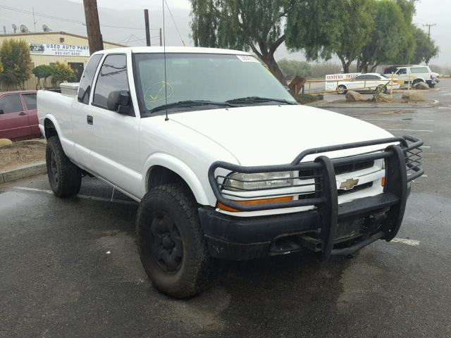 1GCCT19W628186133 - 2002 CHEVROLET S TRUCK S1 WHITE photo 1