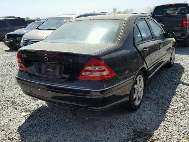 WDBRF84J43F394139 - 2003 MERCEDES-BENZ C 320 4MAT BLACK photo 4