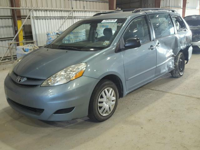 5TDZK23C68S168608 - 2008 TOYOTA SIENNA SILVER photo 2