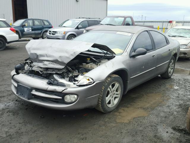 2B3HD56J6WH171829 - 1998 DODGE INTREPID E GRAY photo 2