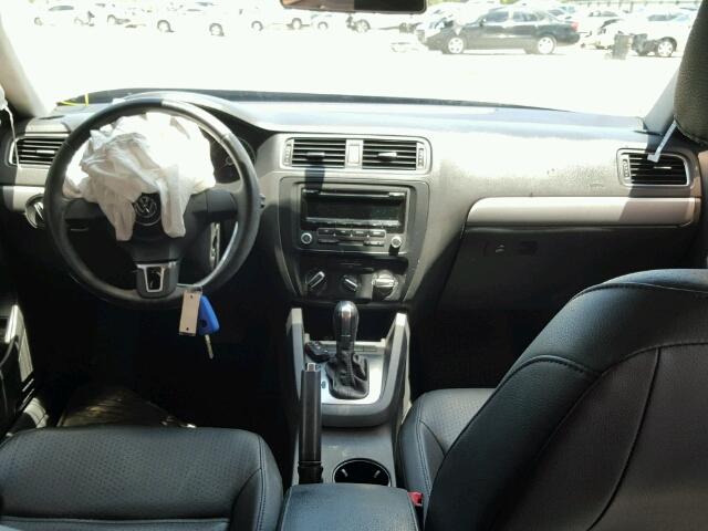 3VWDP7AJ2DM419237 - 2013 VOLKSWAGEN JETTA SE 蓝色 照片 9