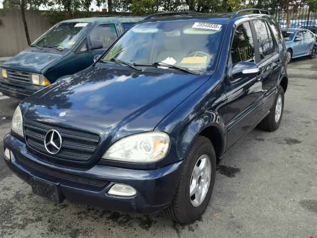 4JGAB57E03A405475 - 2003 MERCEDES-BENZ ML 350 BLUE photo 2