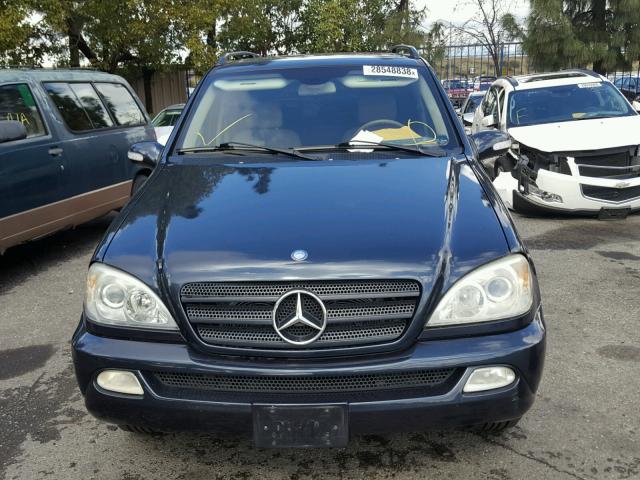 4JGAB57E03A405475 - 2003 MERCEDES-BENZ ML 350 BLUE photo 9