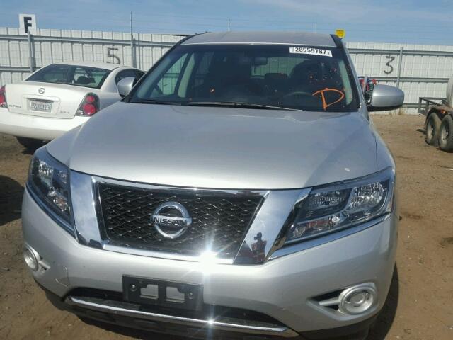 5N1AR2MN2FC615048 - 2015 NISSAN PATHFINDER SILVER photo 9