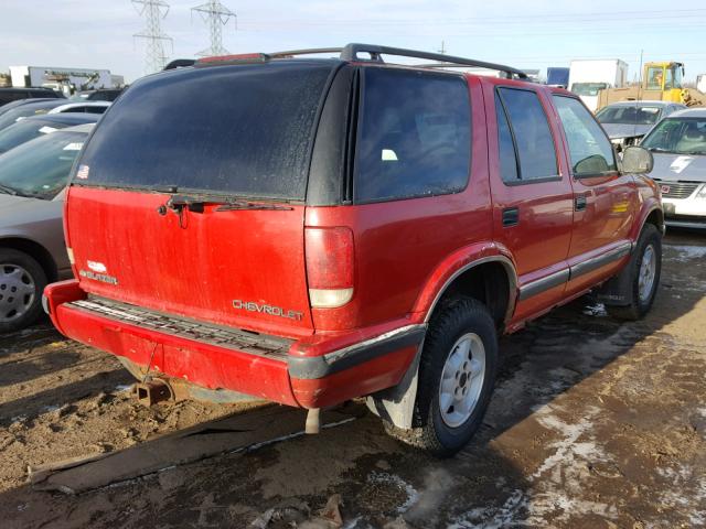 1GNDT13W3V2162531 - 1997 CHEVROLET BLAZER RED photo 4