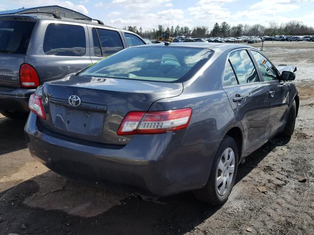 4T1BF3EK5BU660206 - 2011 TOYOTA CAMRY BASE GRAY photo 4