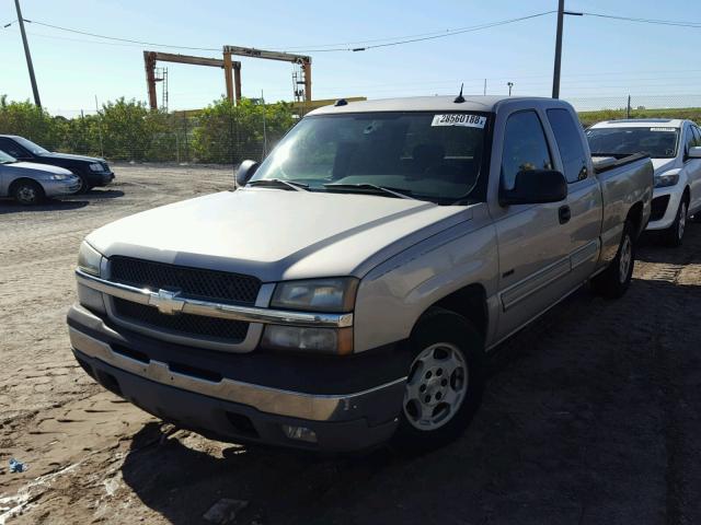 1GCEC19T95Z258939 - 2005 CHEVROLET SILVERADO GOLD photo 2