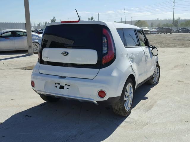 KNDJP3A54J7901215 - 2018 KIA SOUL + WHITE photo 4