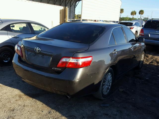 4T1BE46K97U171306 - 2007 TOYOTA CAMRY CE/L GRAY photo 4