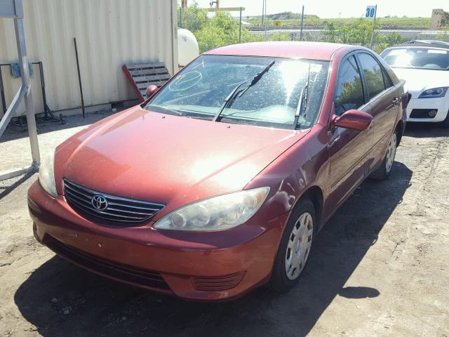 4T1BE30K45U077690 - 2005 TOYOTA CAMRY LE BURGUNDY photo 2