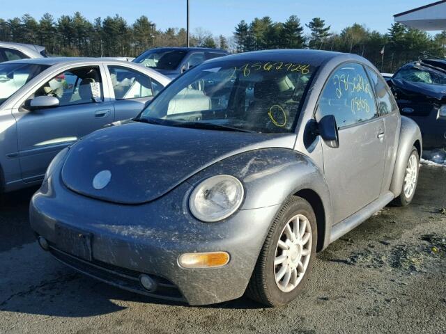 3VWCK31C14M414938 - 2004 VOLKSWAGEN NEW BEETLE GRAY photo 2