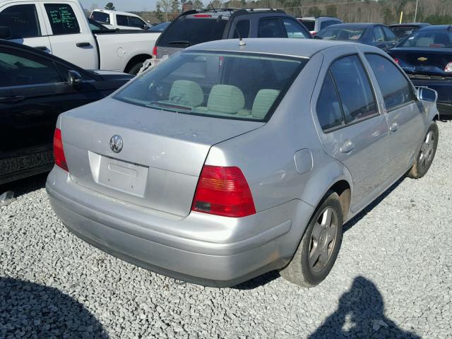 3VWSA29M2YM010350 - 2000 VOLKSWAGEN JETTA GLS SILVER photo 4