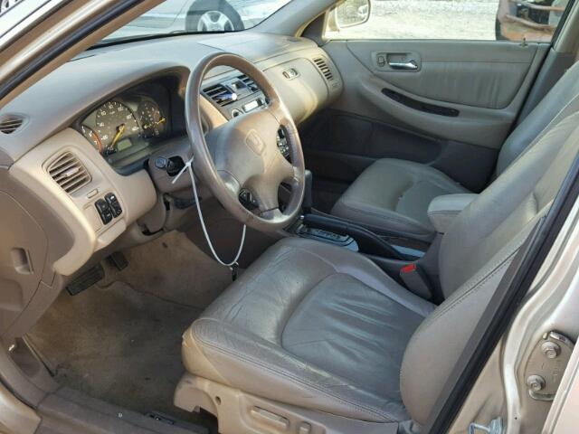 1HGCG16511A000295 - 2001 HONDA ACCORD EX TAN photo 5