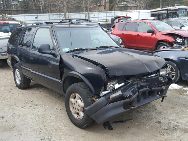 1GNDT13WXT2207865 - 1996 CHEVROLET BLAZER BLACK photo 1