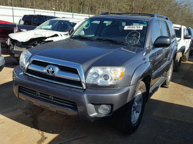 JTEZU14R08K007973 - 2008 TOYOTA 4RUNNER SR GRAY photo 2