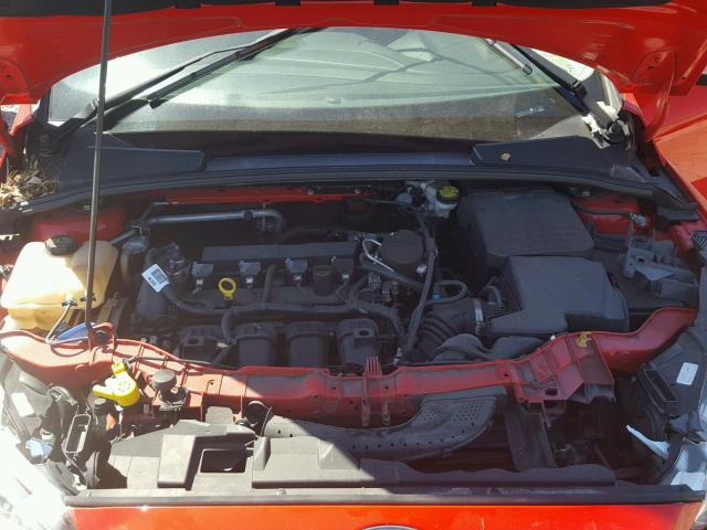 1FADP3F27FL295862 - 2015 FORD FOCUS SE RED photo 7