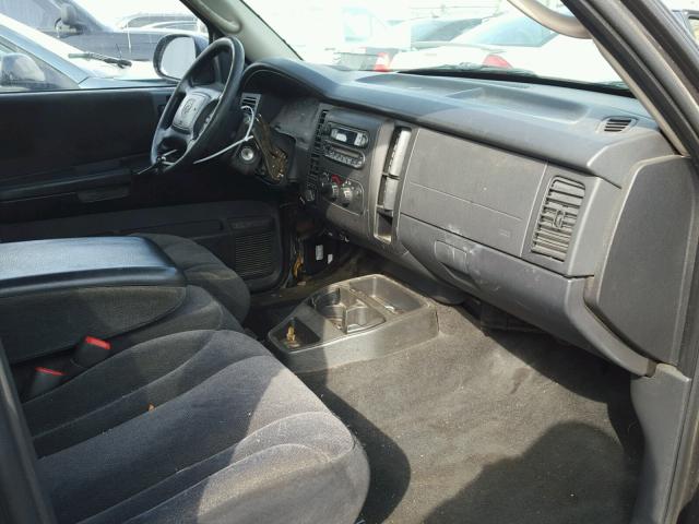 1B7HG48Z62S670006 - 2002 DODGE DAKOTA QUA GRAY photo 5