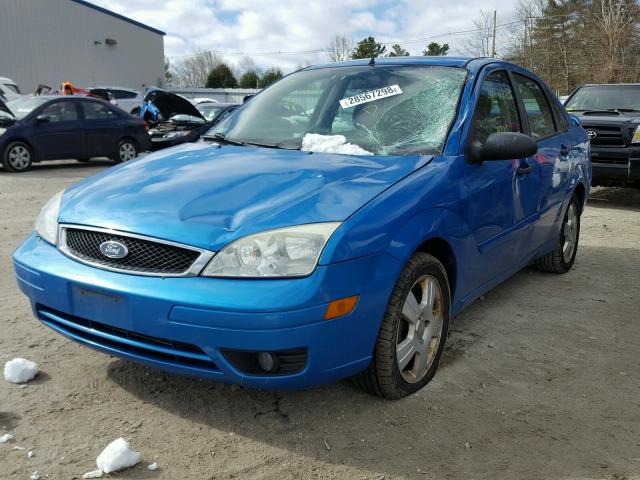 1FAHP34N77W153249 - 2007 FORD FOCUS ZX4 BLUE photo 2