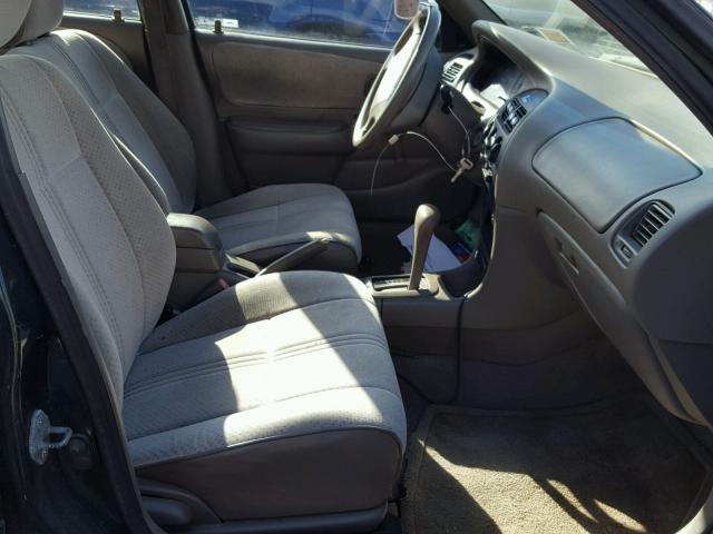 1Y1SK526XVZ419733 - 1997 GEO PRIZM BASE GREEN photo 5